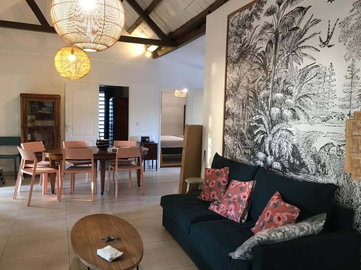Jolie Creole- Villa Sur Le Lagon ลาซาลีน เลอแบ็ง ภายนอก รูปภาพ