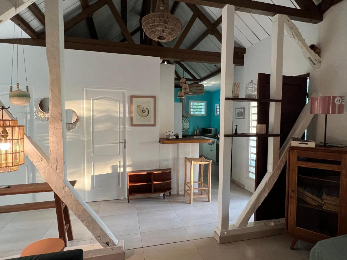 Jolie Creole- Villa Sur Le Lagon ลาซาลีน เลอแบ็ง ภายนอก รูปภาพ